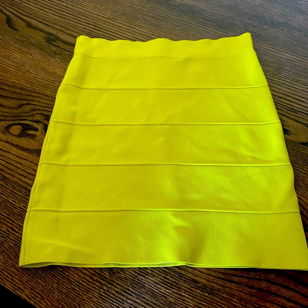 BCBG skirt